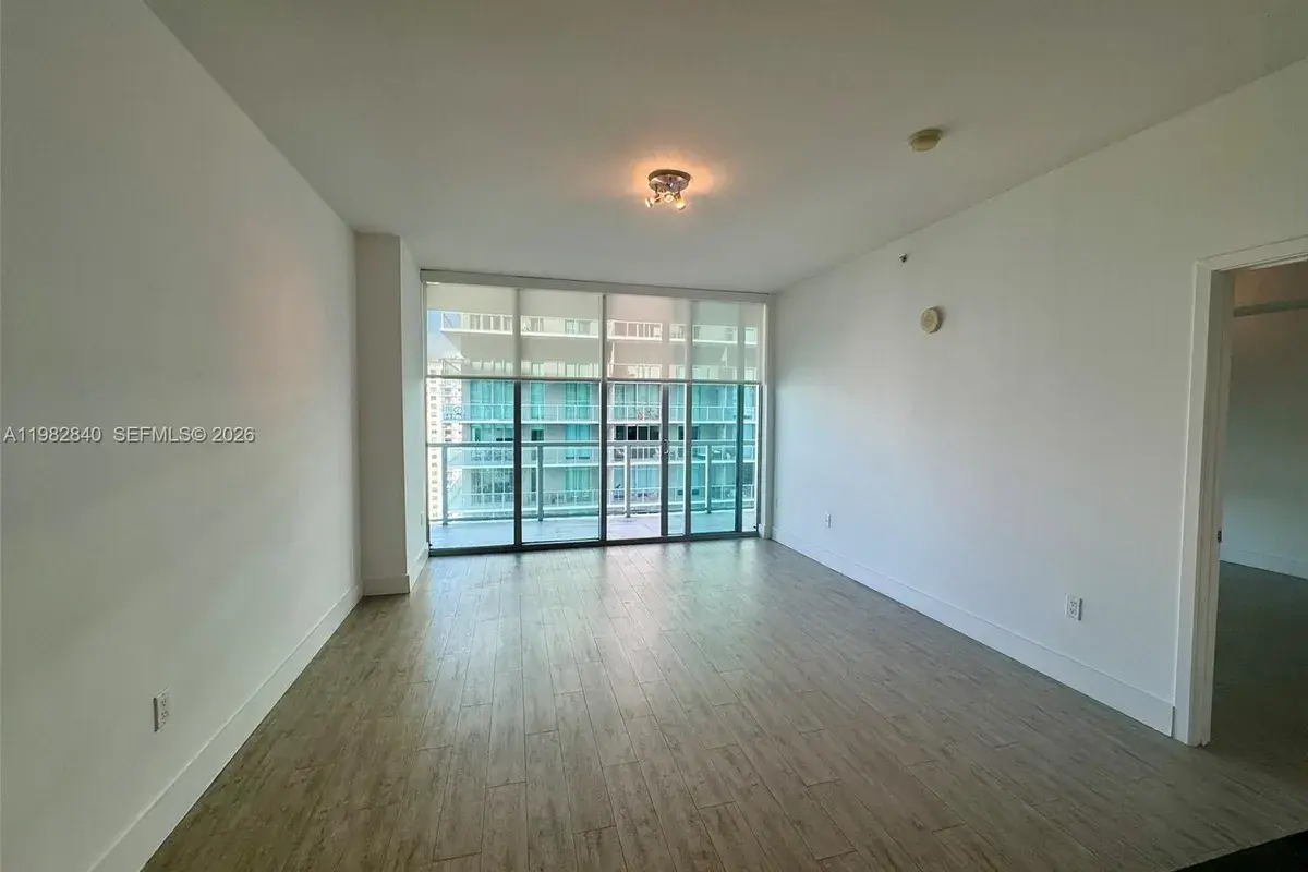 79 SW 12th St, Miami FL 33130