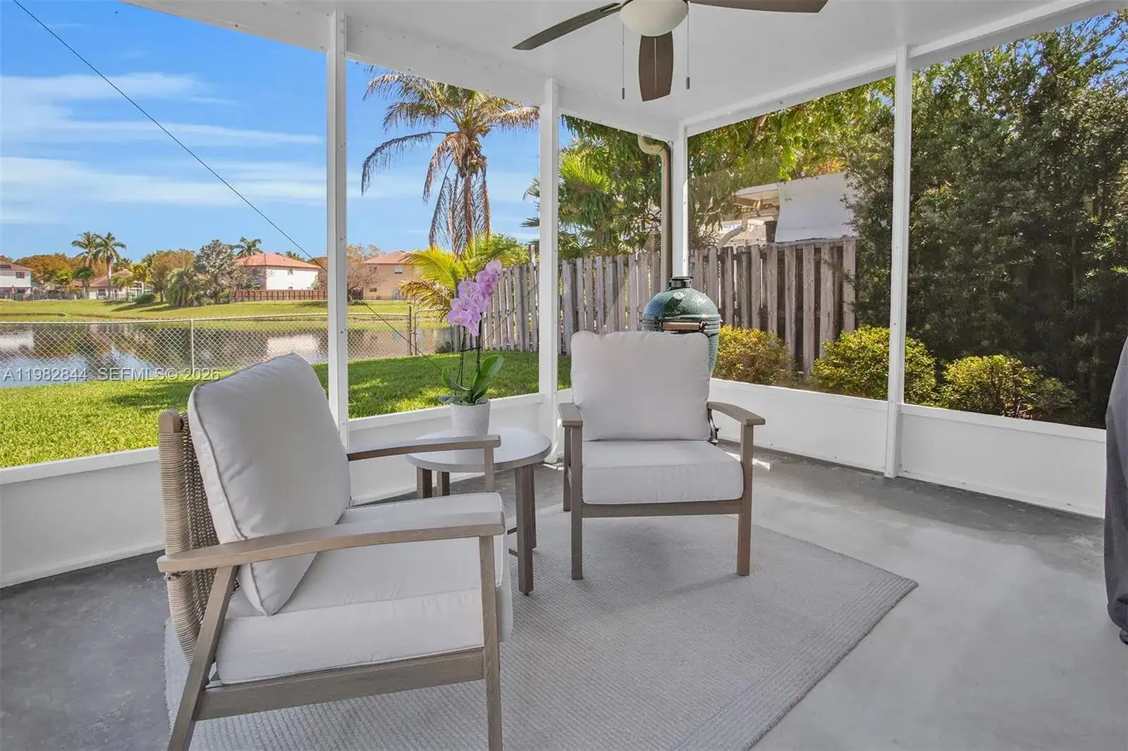 8957 SW 214th St, Cutler Bay FL 33189 photo 3