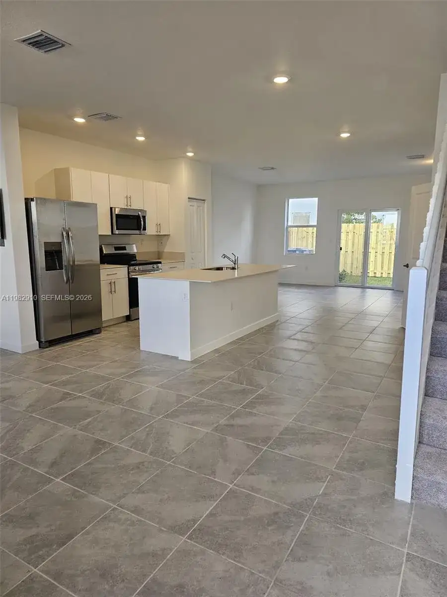 1148 SE 2nd St, Florida City FL 33034 photo 3