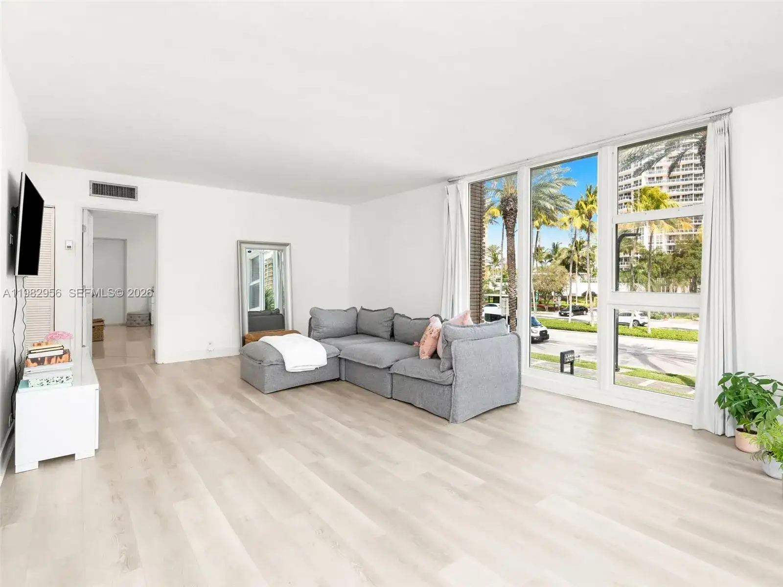 10210 Collins Ave # 202, Bal Harbour FL 33154 photo 5