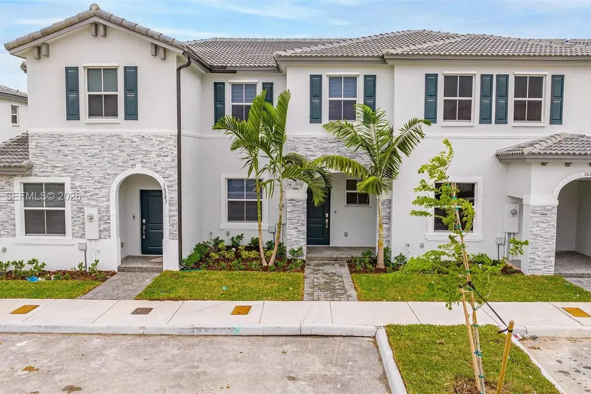 16281 SW 292nd St, Homestead FL 33033