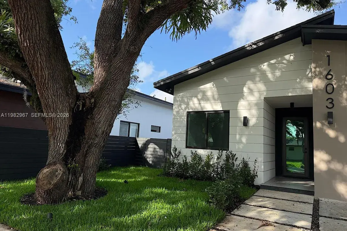 1603 SW 30th Ave, Fort Lauderdale FL 33312