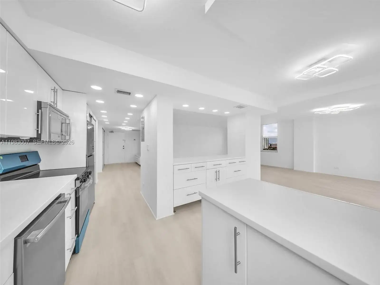 301 174th St # 1818, Sunny Isles Beach FL 33160 photo 5