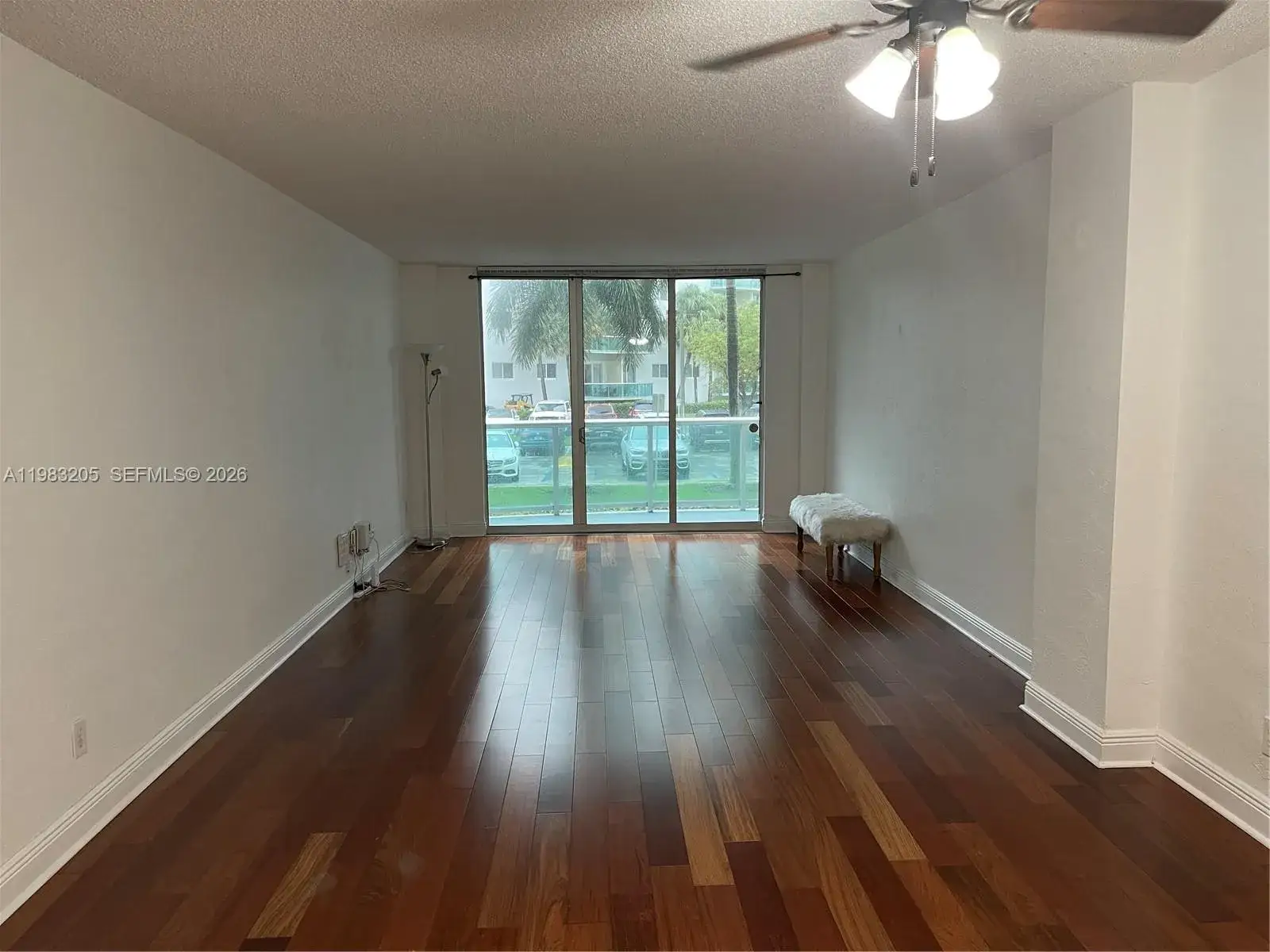19390 Collins Ave # 122, Sunny Isles Beach FL 33160