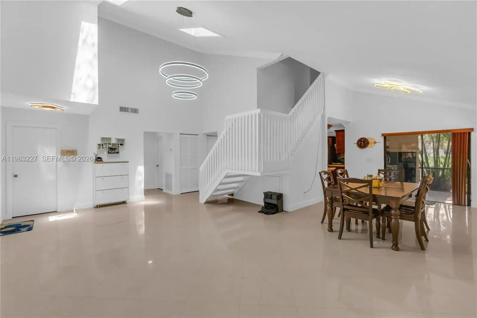2905 Begonia Way, Cooper City FL 33026 photo 4