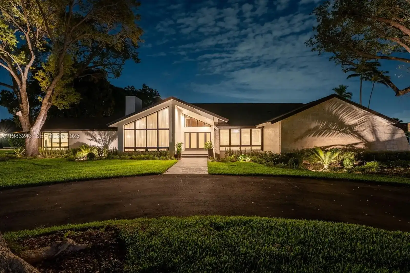 8967 SW 117th St, Miami FL 33176