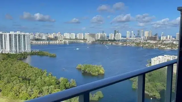 16385 Biscayne Blvd # 2702, North Miami Beach FL 33160 photo 5