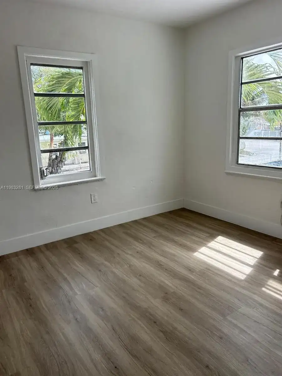2908 NW 14 ct # 1, Miami FL 33142 photo 5