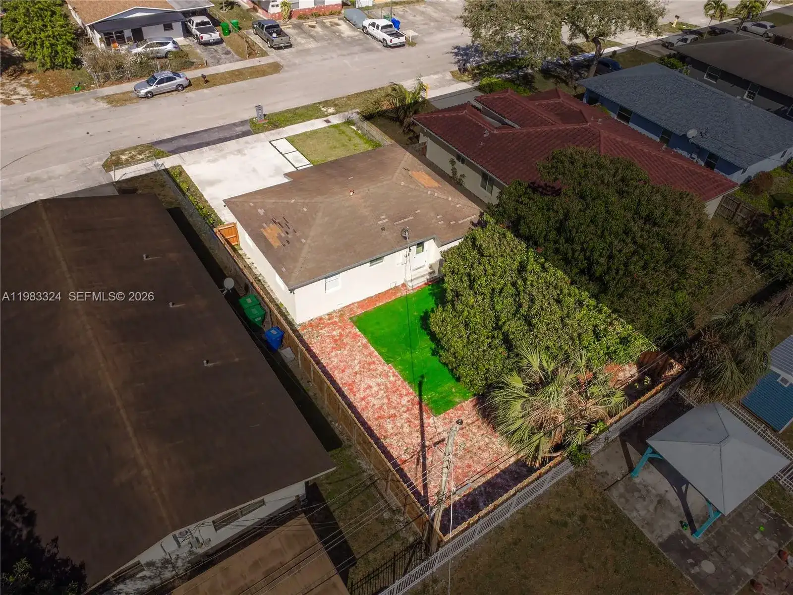 2760 NW 13th Ct, Fort Lauderdale FL 33311 photo 4