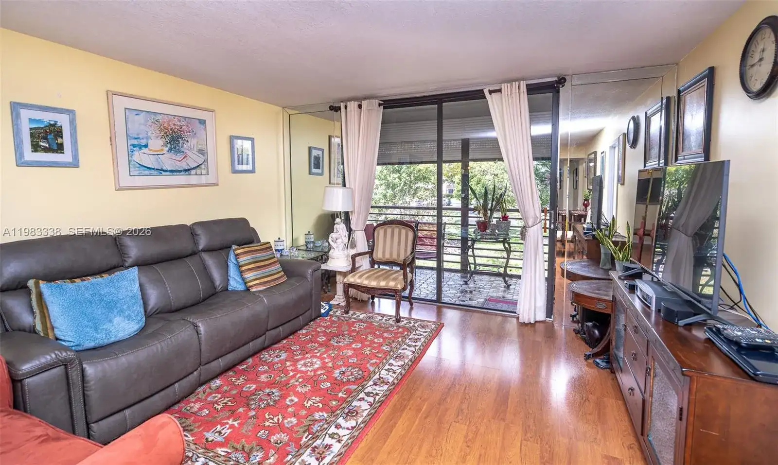 1000 Colony Point Cir # 203, Pembroke Pines FL 33026 photo 3