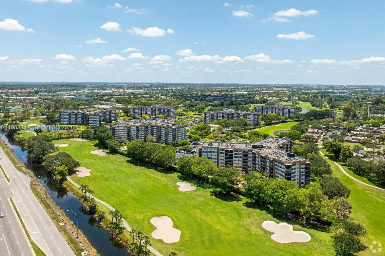 1000 E Saint Charles Pl # 519, Pembroke Pines FL 33026