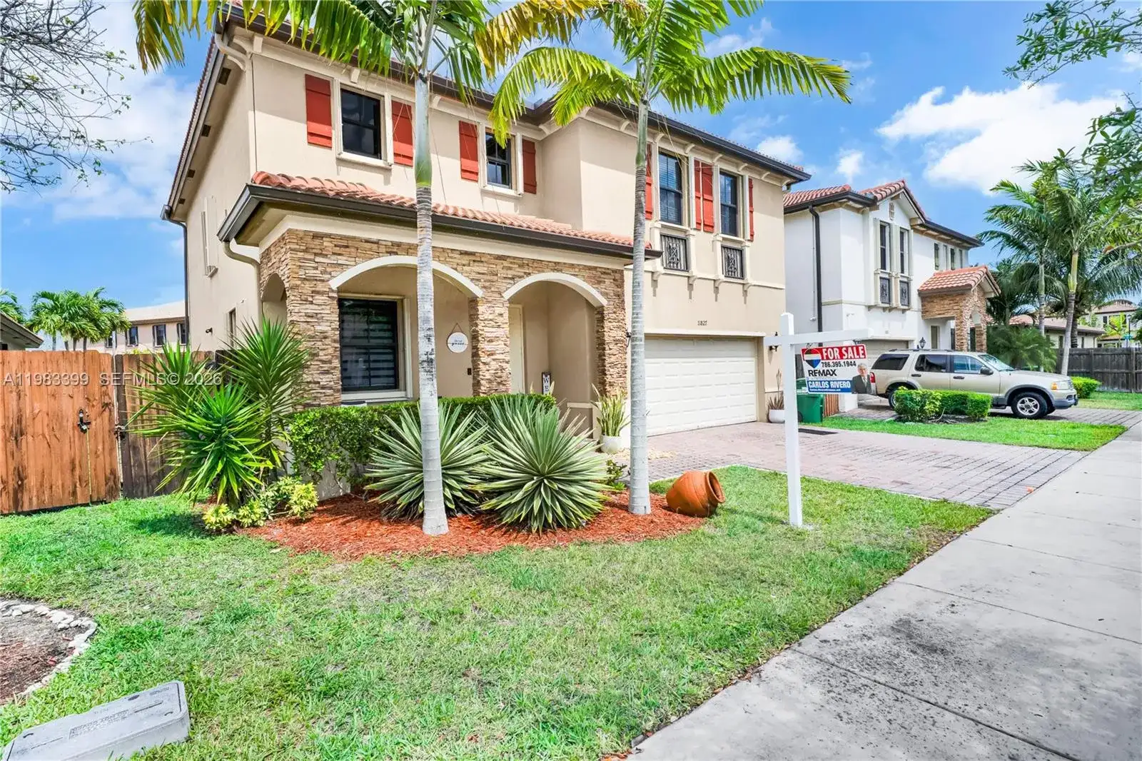 11827 SW 242nd Ter, Homestead FL 33032 photo 2