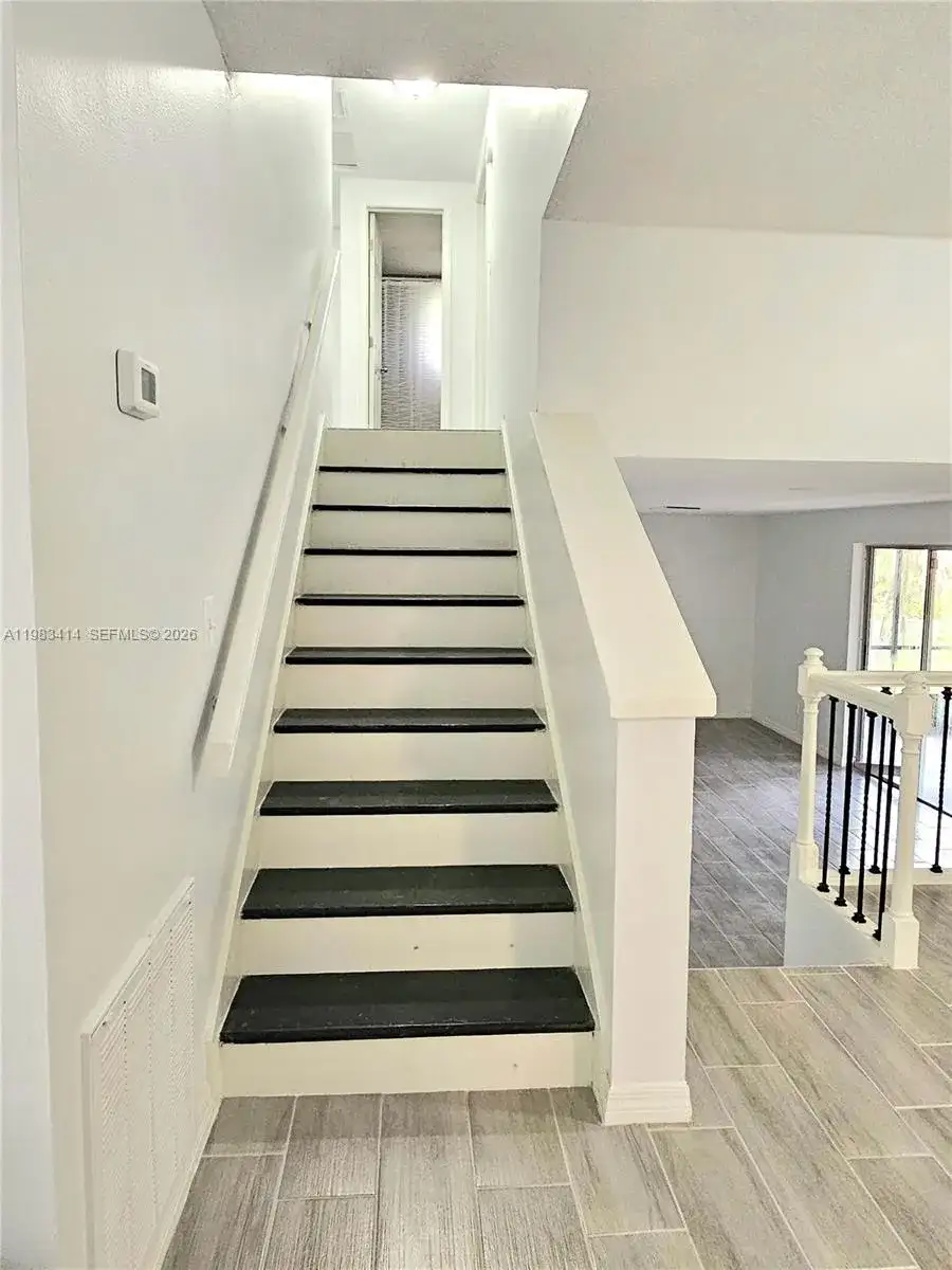 3610 GREENSTONE PL, Other City - In The State Of Florida FL 33596 photo 4