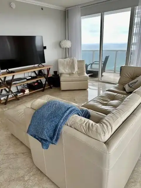 1830 S Ocean Dr # 4006, Hallandale Beach FL 33009 photo 2