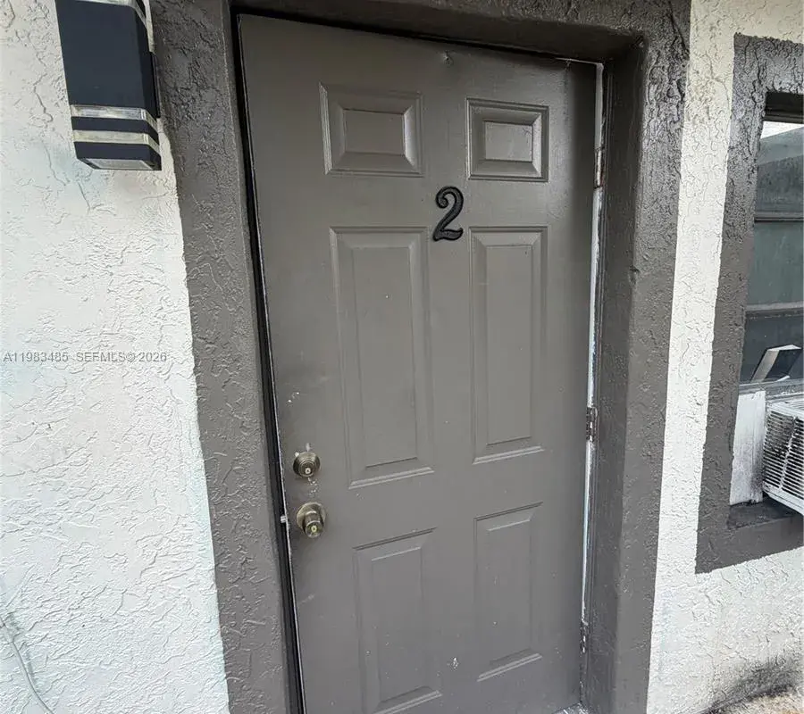 626 NW 10th Ter # 2, Fort Lauderdale FL 33311