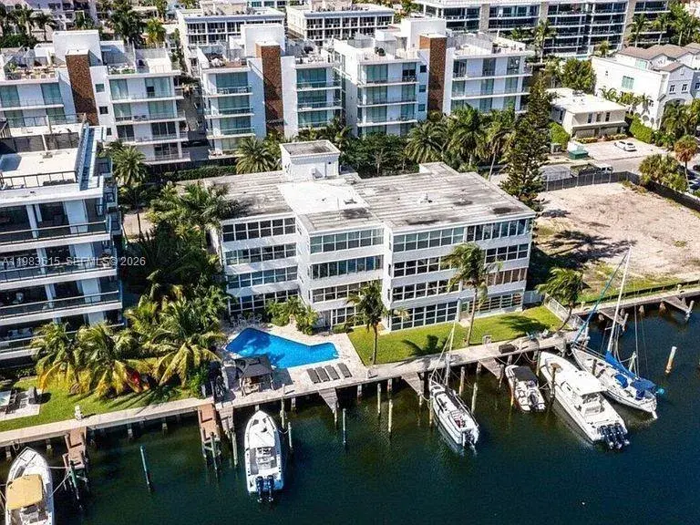 40 Isle Of Venice Dr # 6, Fort Lauderdale FL 33301