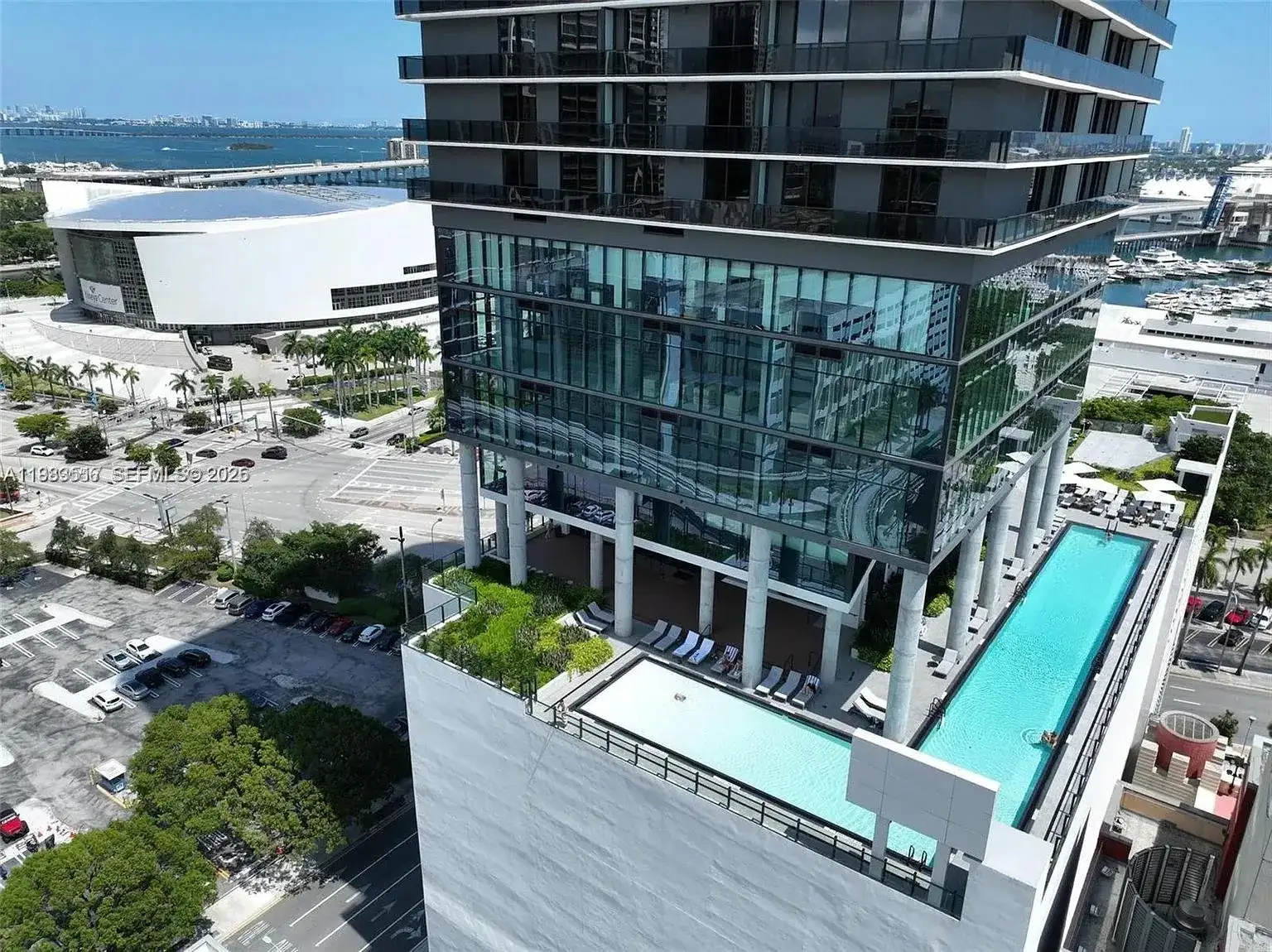 398 NE 5th St # 3516, Miami FL 33132 photo 2