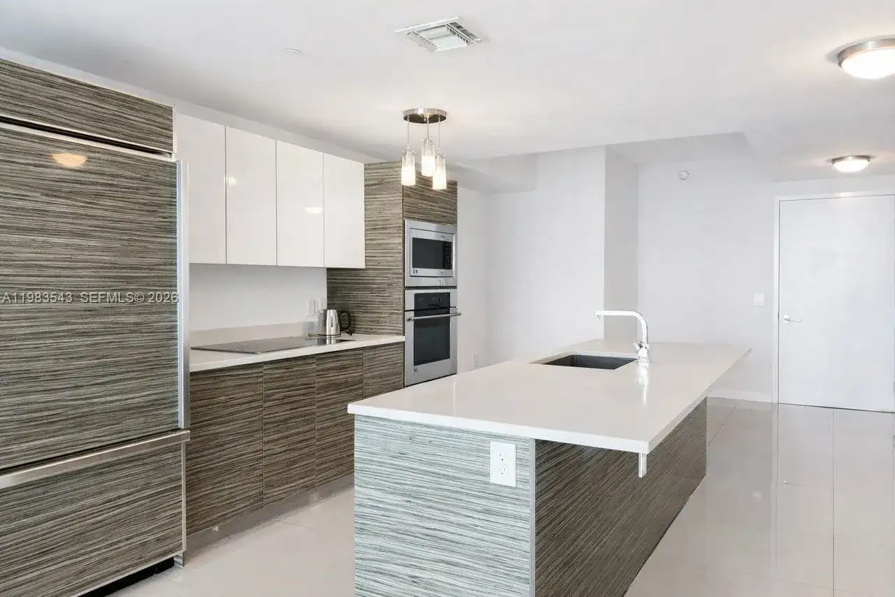 460 NE 28th St # 1407, Miami FL 33137 photo 2