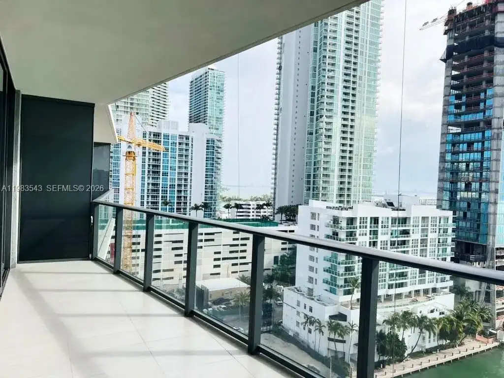 460 NE 28th St # 1407, Miami FL 33137 photo 5
