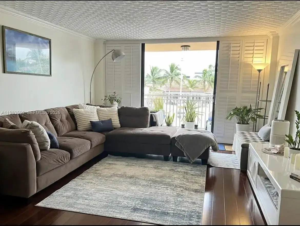 2450 NE 135th St # 103, North Miami FL 33181 photo 4