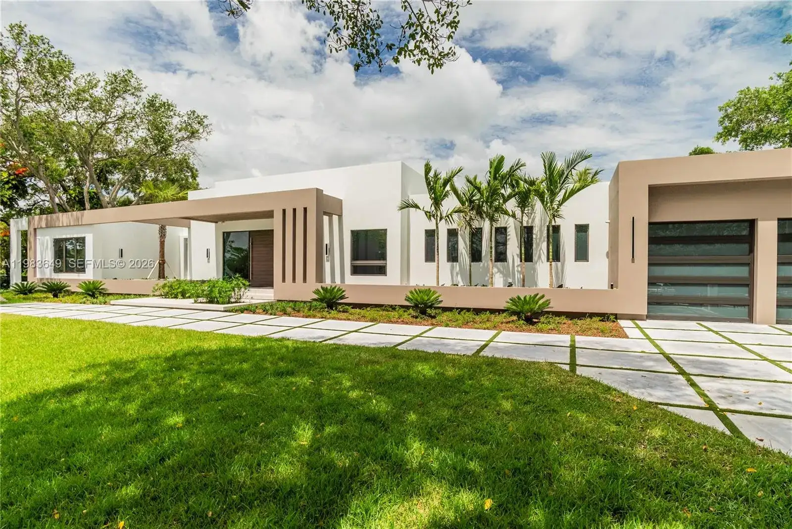 11720 SW 77th Ave, Pinecrest FL 33156 photo 2