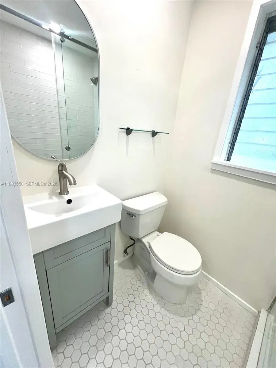 229 NE 25th St # 229, Miami FL 33137