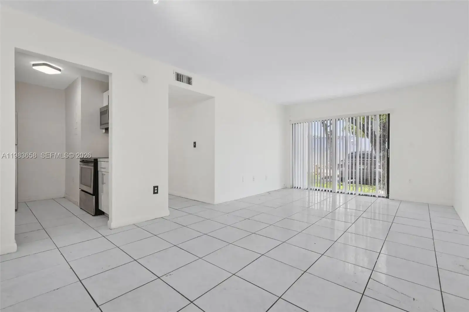 7407 SW 152nd Ave # 103, Miami FL 33193 photo 4