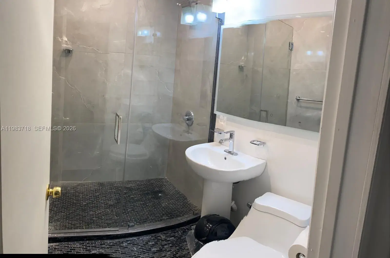 3670 SW 12th St, Miami FL 33135