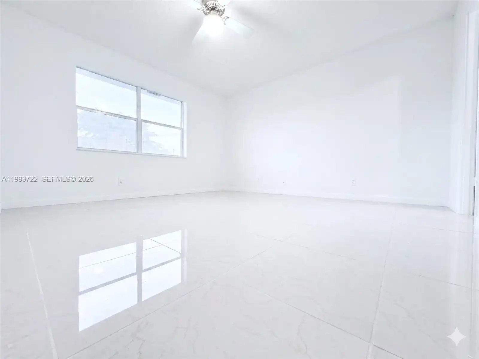 9900 Sunrise Lakes Blvd # 102, Sunrise FL 33322 photo 5