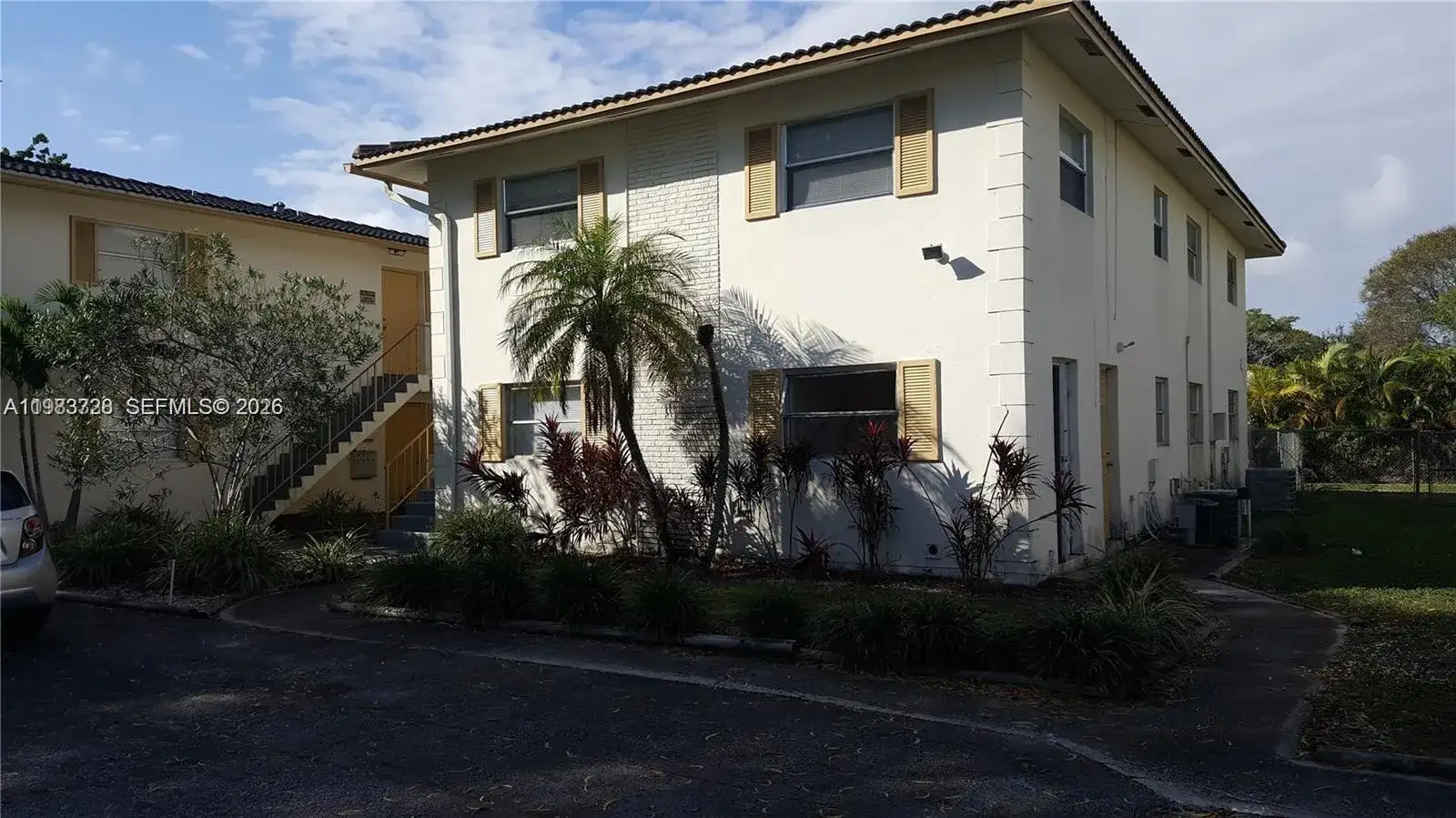 3090 Coral Springs Dr # 1, Coral Springs FL 33065 photo 2