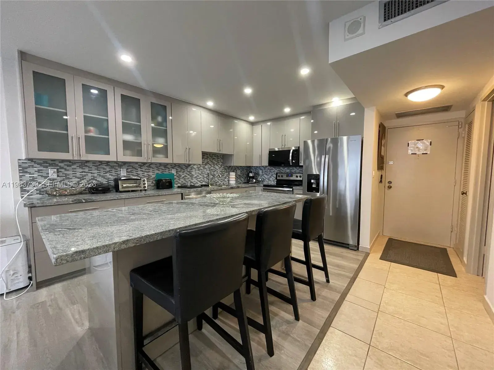 3725 S Ocean Dr # 911, Hollywood FL 33019