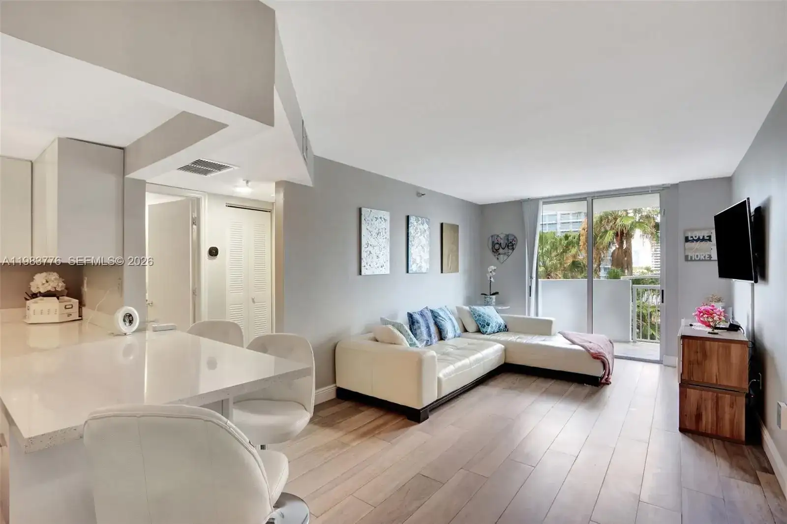 1621 Bay Rd # 506, Miami Beach FL 33139 photo 5