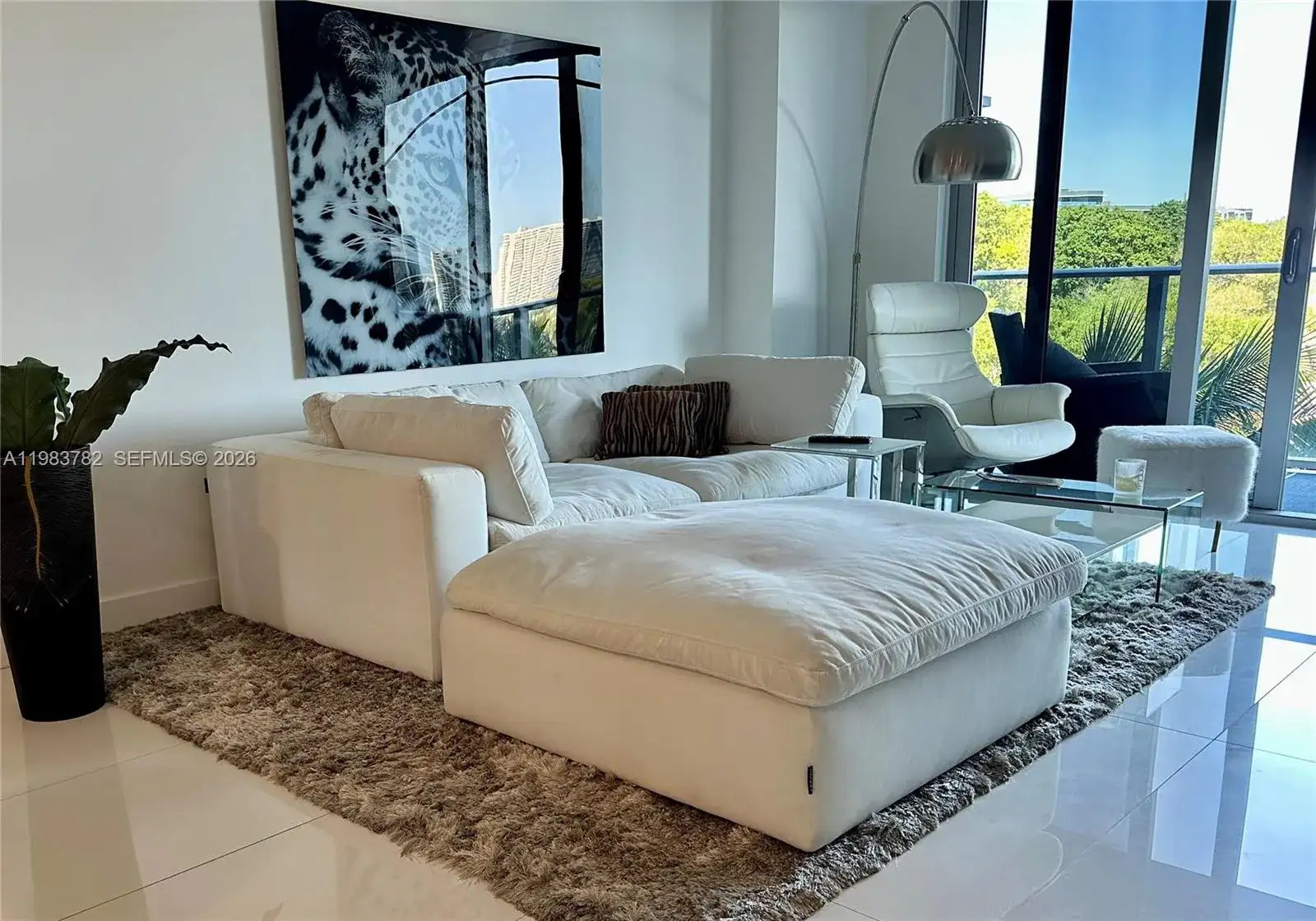16385 BISCAYNE BLVD # 303, Sunny Isles Beach FL 33160 photo 2