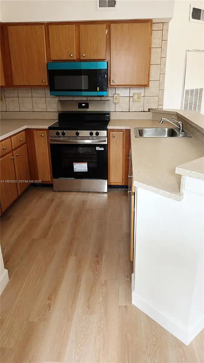 2445 SW 18th Ter # 124, Fort Lauderdale FL 33315