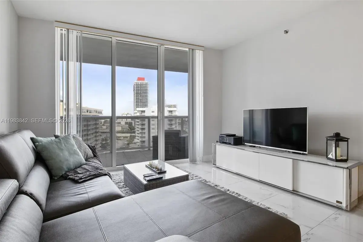 1800 S Ocean Dr # 909, Hallandale Beach FL 33009