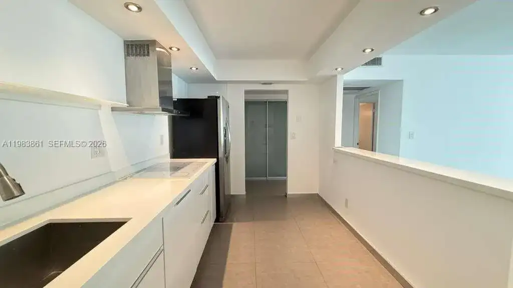 19380 Collins Ave # 905, Sunny Isles Beach FL 33160 photo 3
