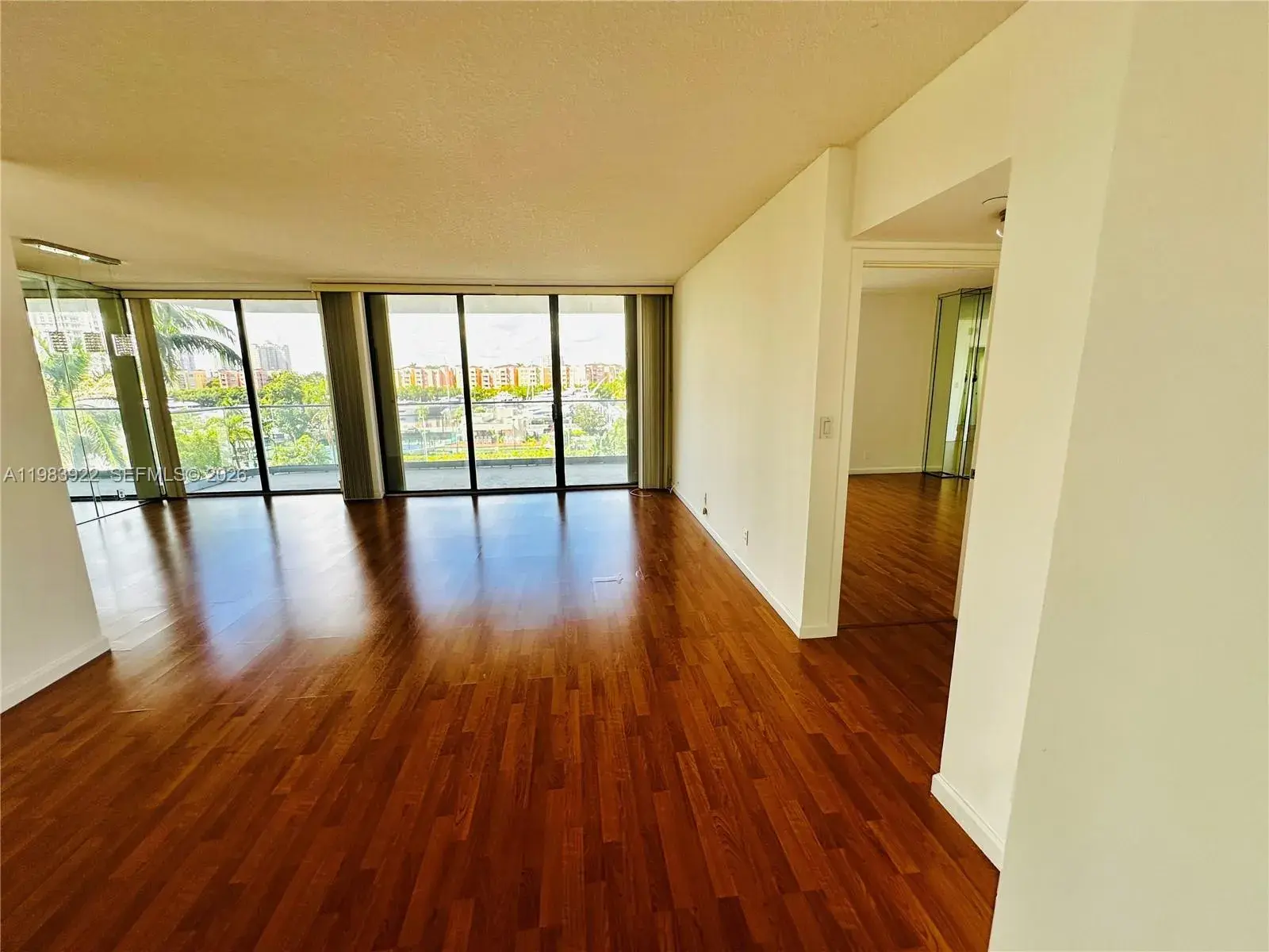 19707 Turnberry Way # 5C, Aventura FL 33180