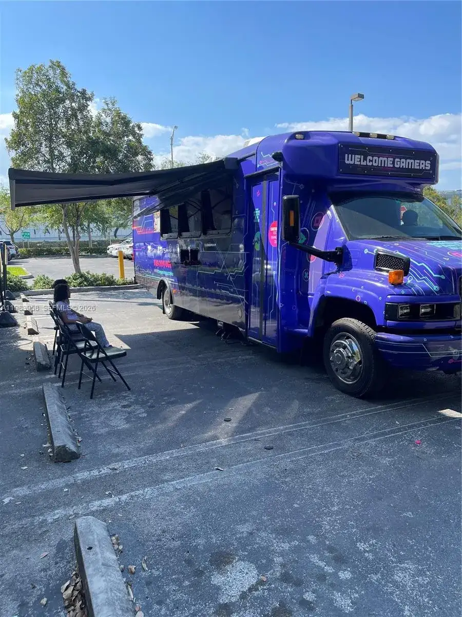GAMING BUS BUSINESS SW FOR SALE, Cutler Bay FL 33190 photo 2