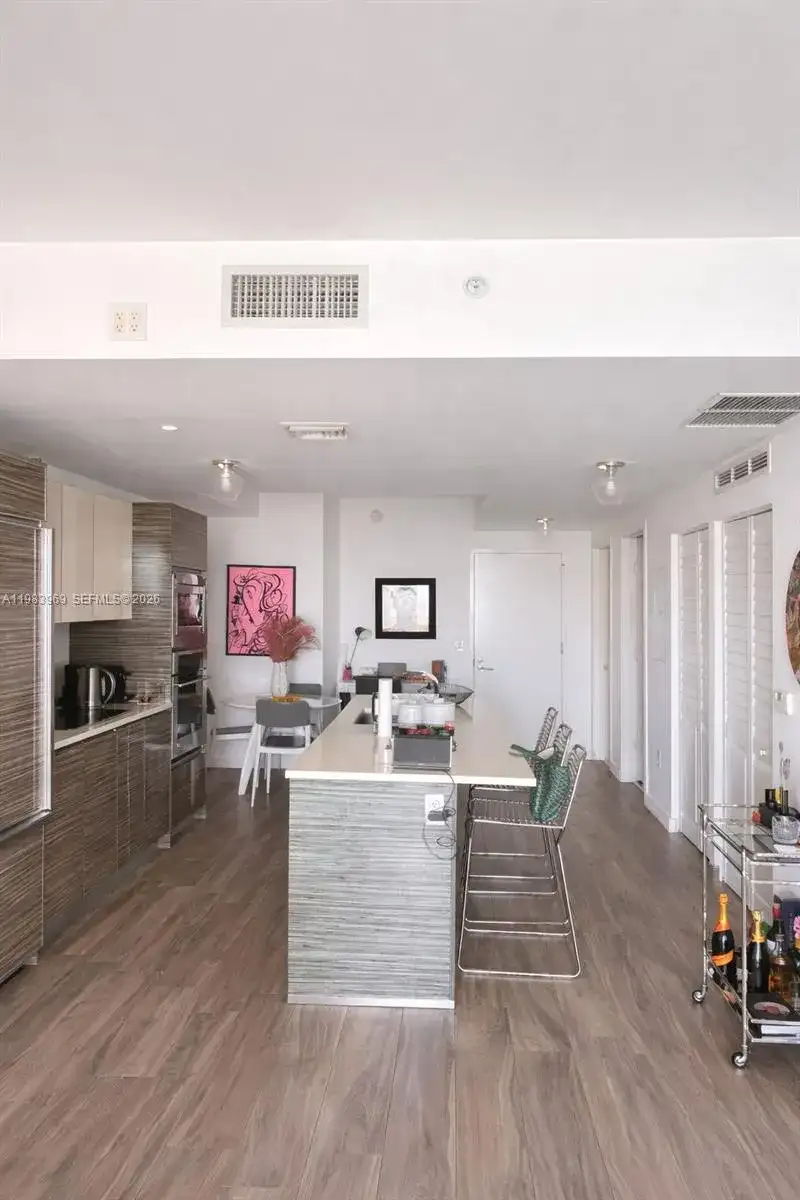 460 NE 28th St # 2807, Miami FL 33137 photo 4