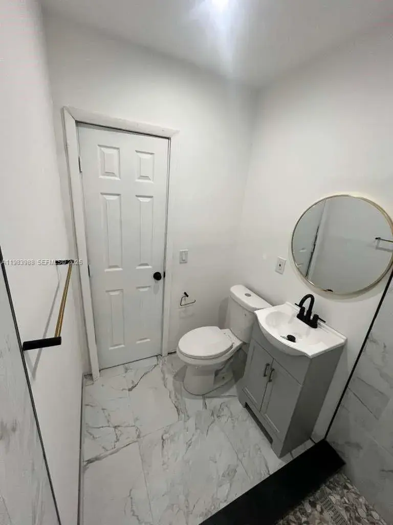 1909 Plunkett St # 4, Hollywood FL 33020