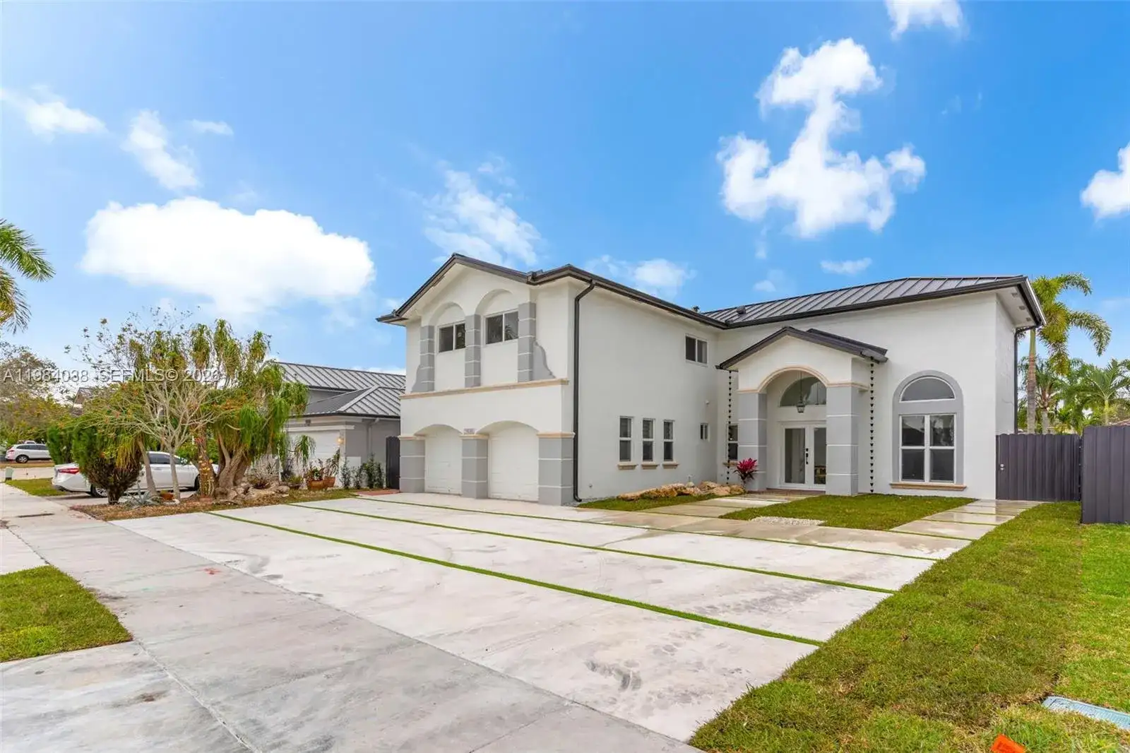 14848 SW 180th St, Miami FL 33187 photo 2