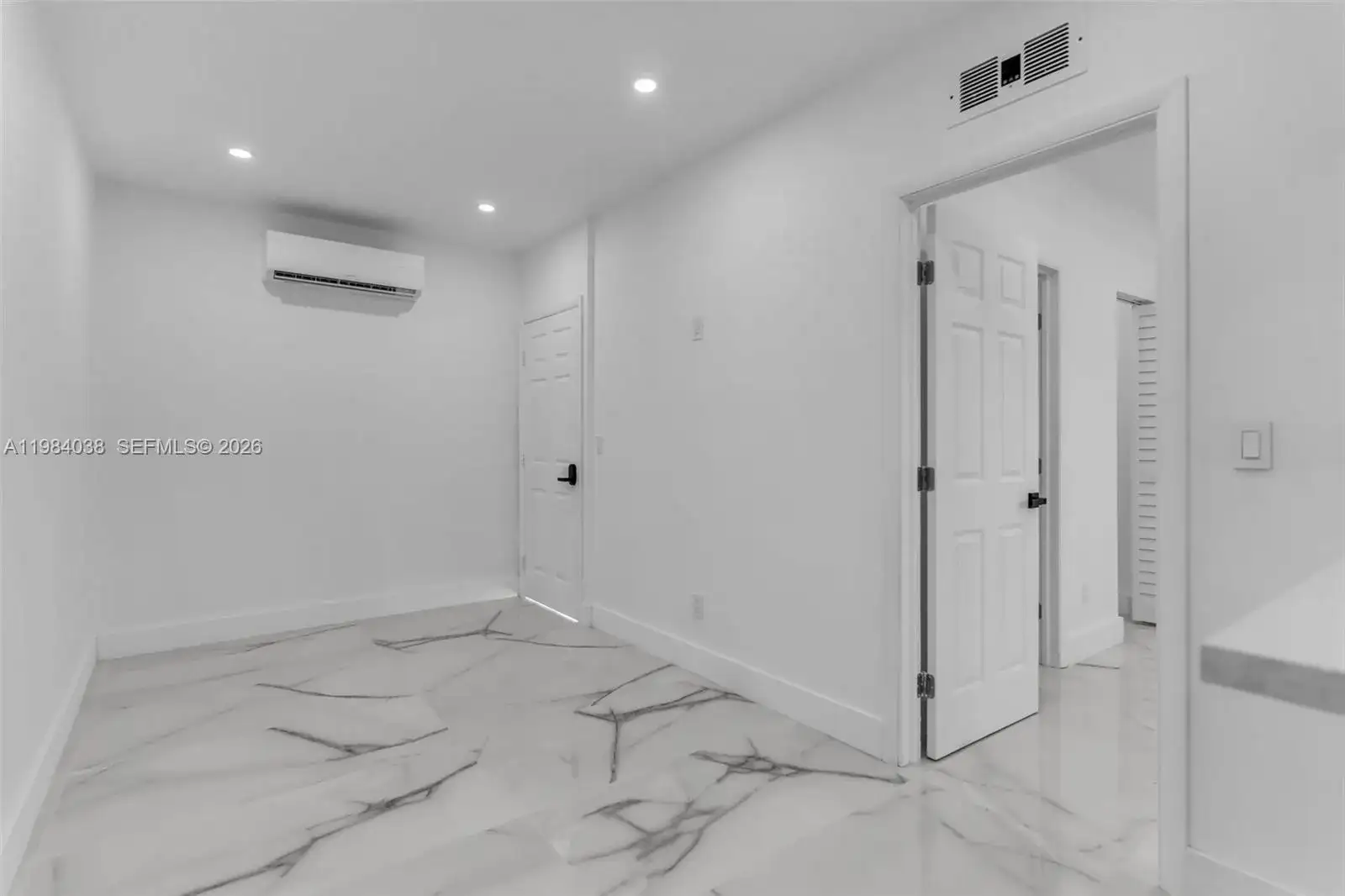 14848 SW 180th St, Miami FL 33187 photo 4