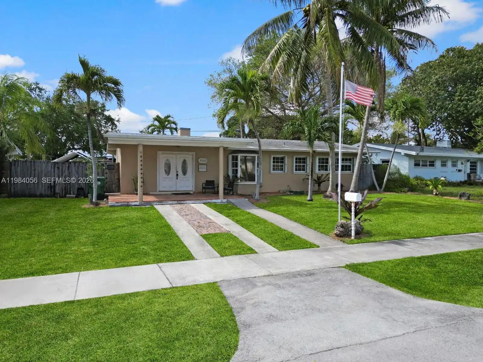 9365 Jamaica Dr, Cutler Bay FL 33189