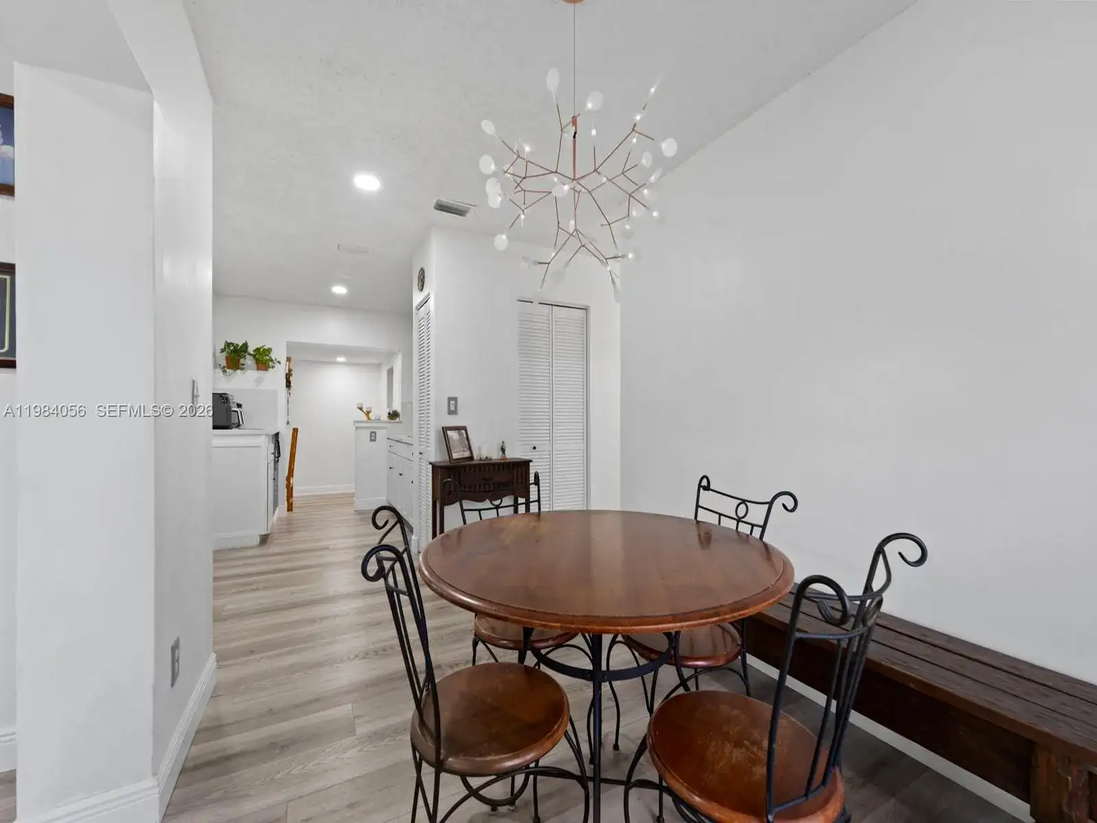 9365 Jamaica Dr, Cutler Bay FL 33189 photo 2