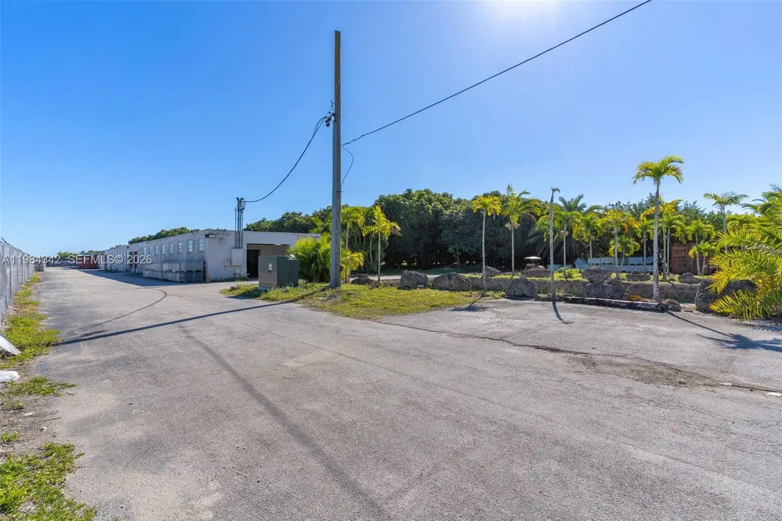 20601 SW 194th Ave, Miami FL 33187 photo 5