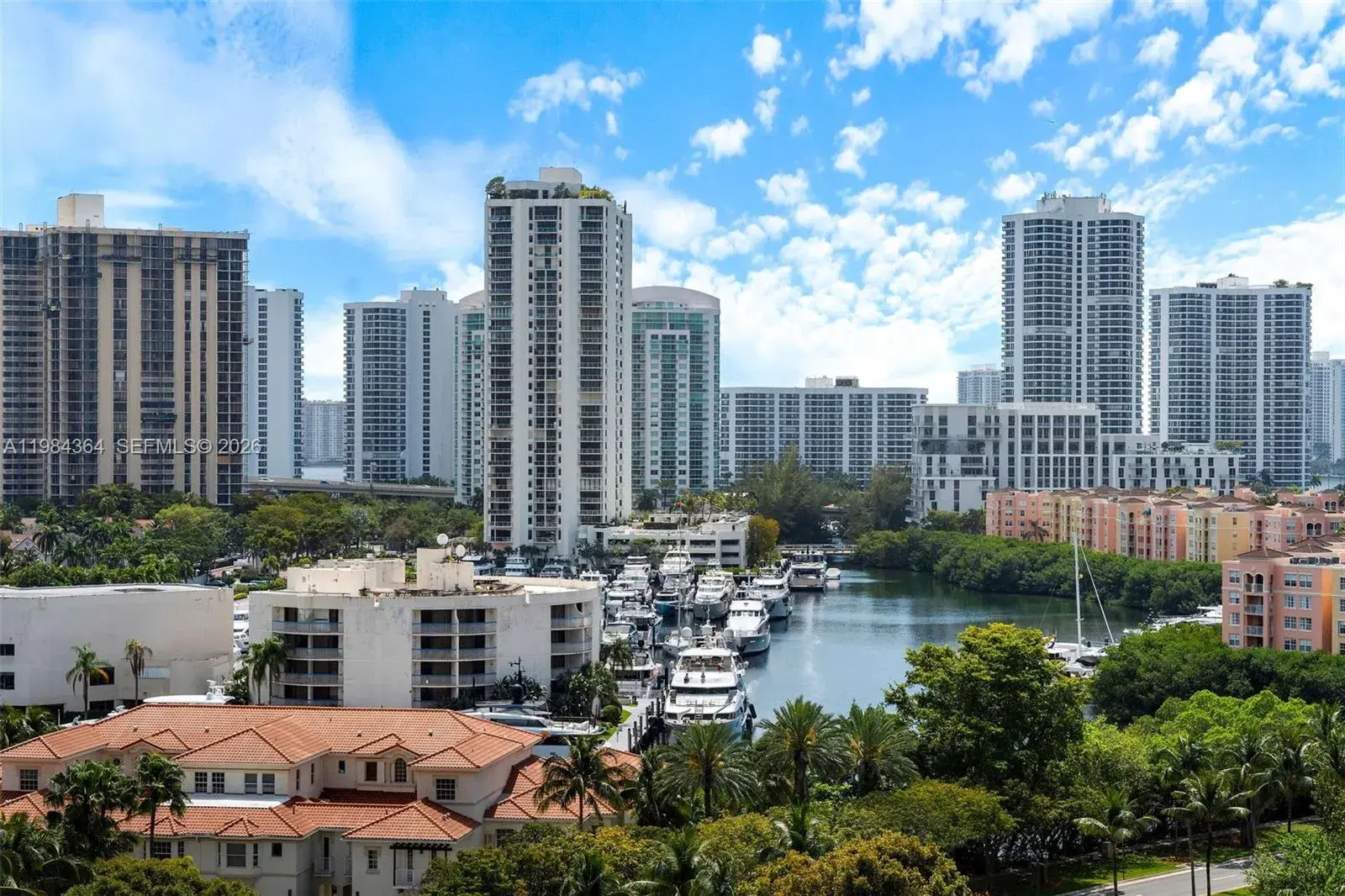 20000 E Country Club Dr # 1109, Aventura FL 33180
