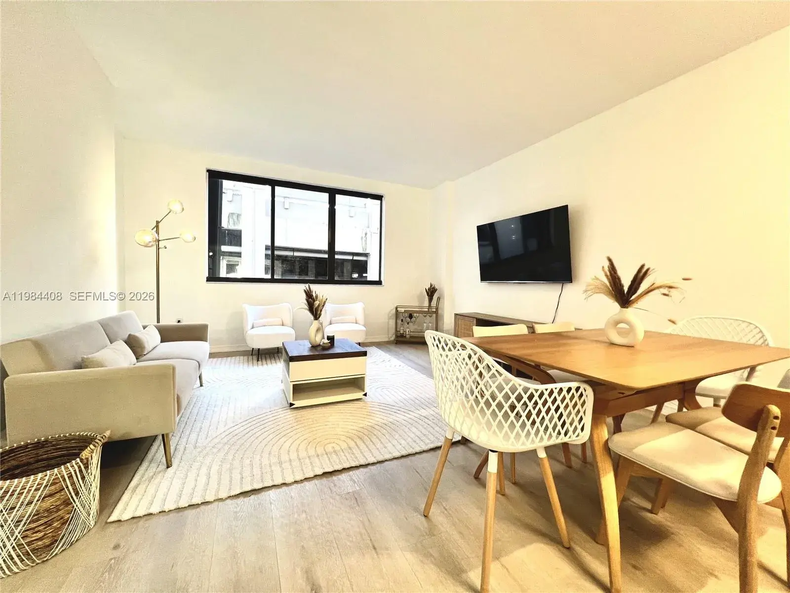 540 Brickell Key Dr # 202, Miami FL 33131