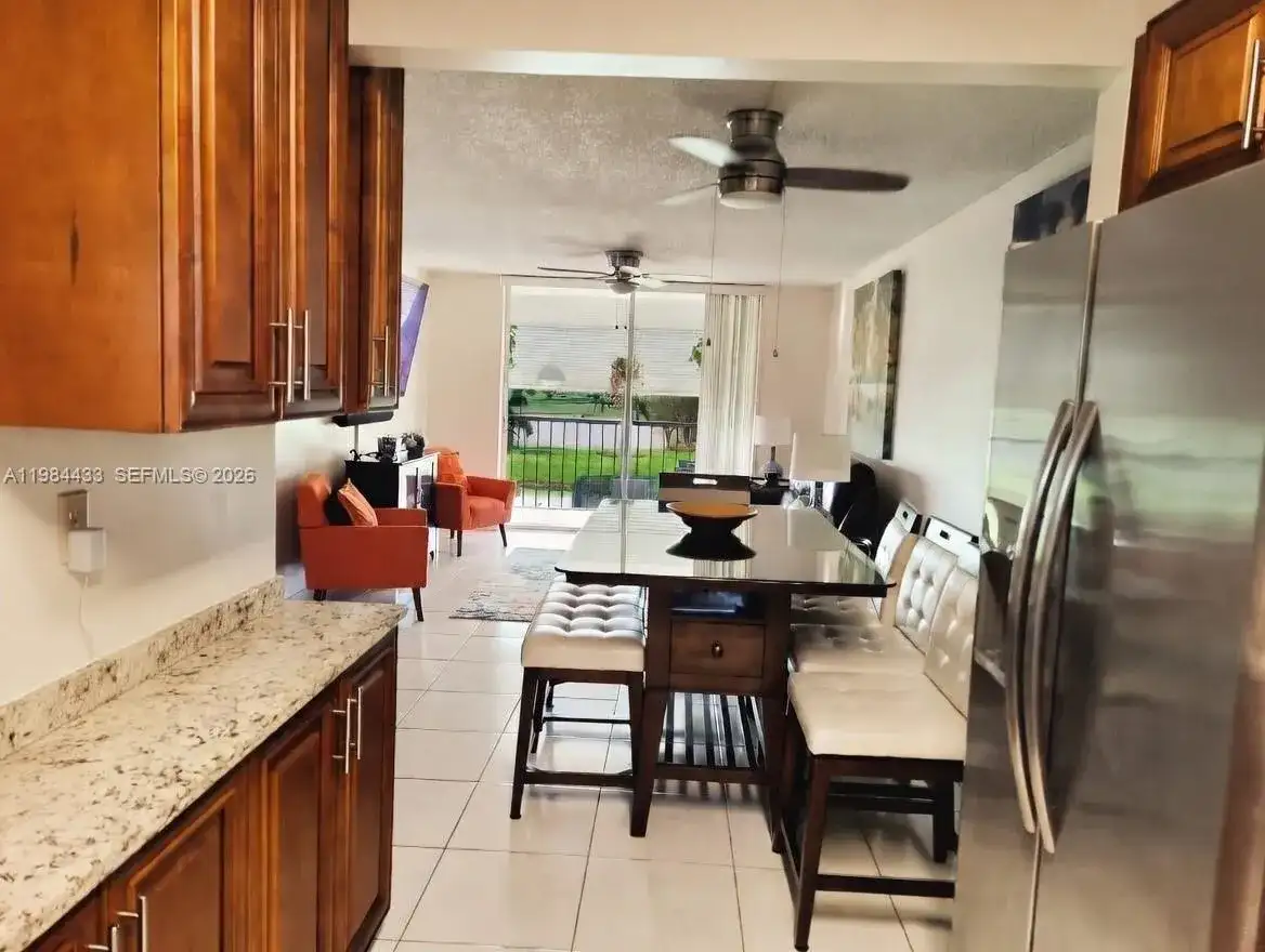 8900 Washington Blvd # 415, Pembroke Pines FL 33025 photo 4