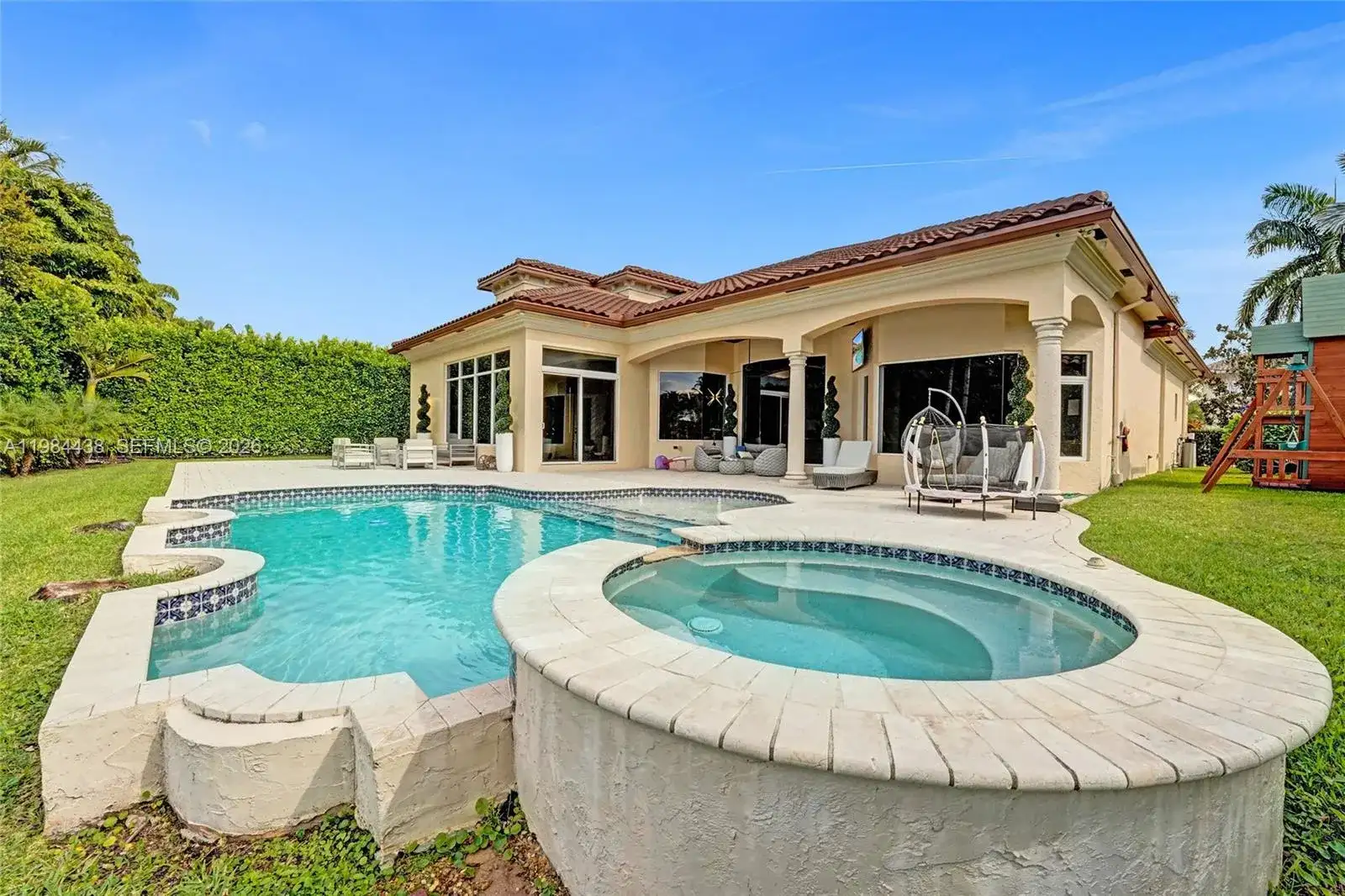 10291 Sweet Bay St, Plantation FL 33324 photo 3