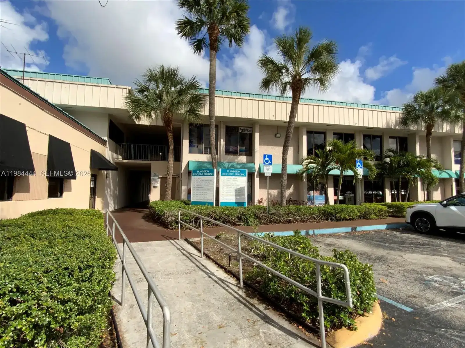 270 S University Dr # 324, Plantation FL 33324 photo 2